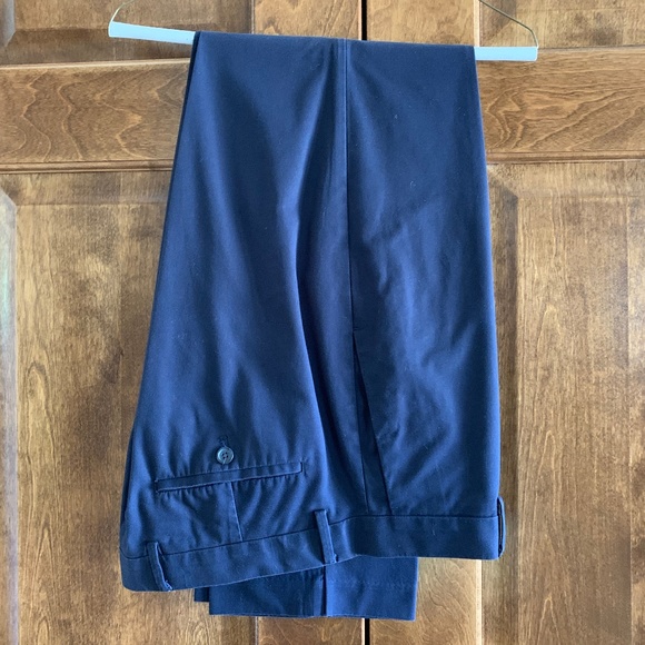 Banana Republic Non-Iron Tailored Slim Fit Navy Blue Khaki Pants - Size 33 x 32
